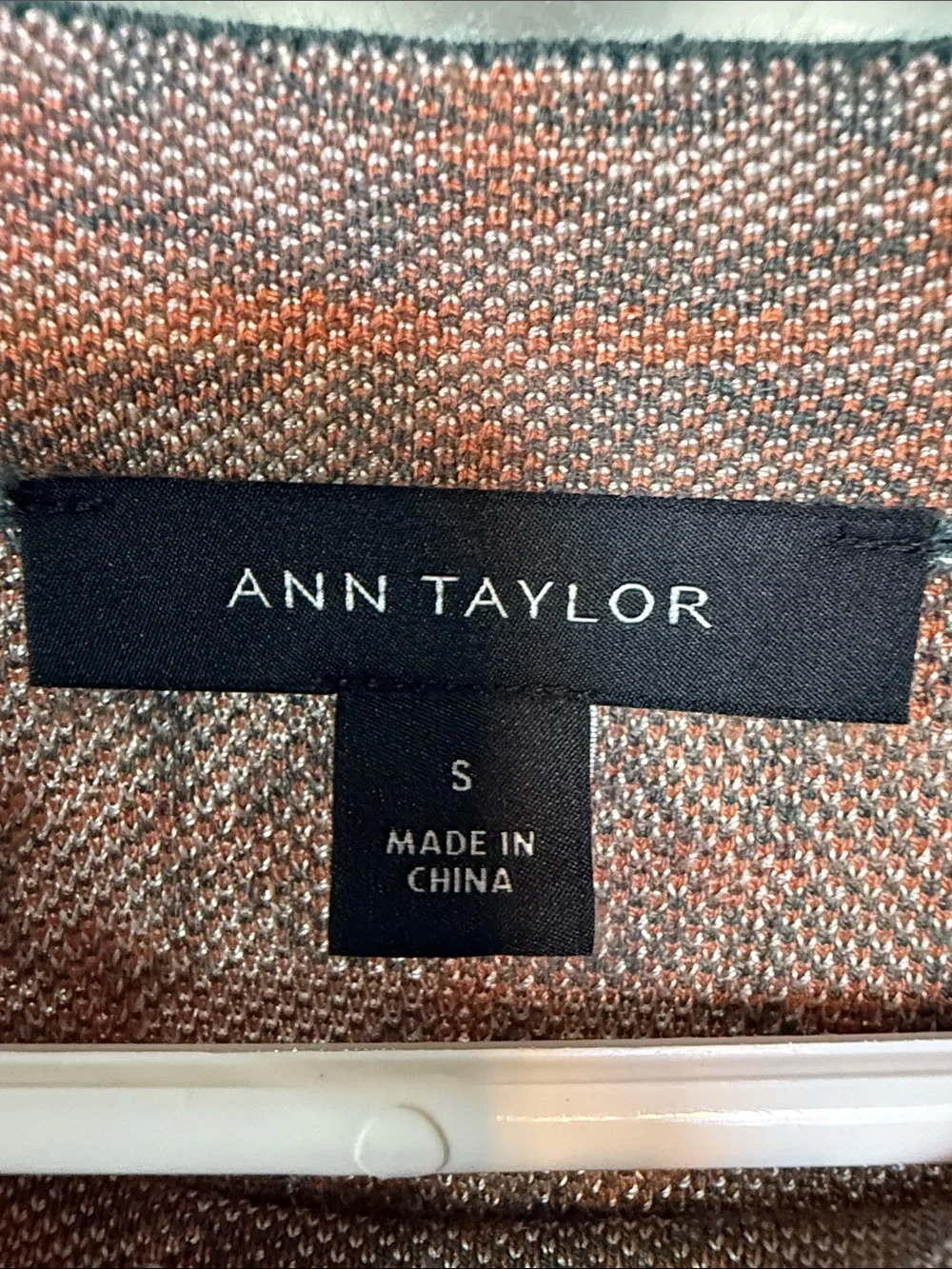 Ann‎ Taylor Womens Short Sleeve Geometric Chain Link Knit Top Rust Olive Small